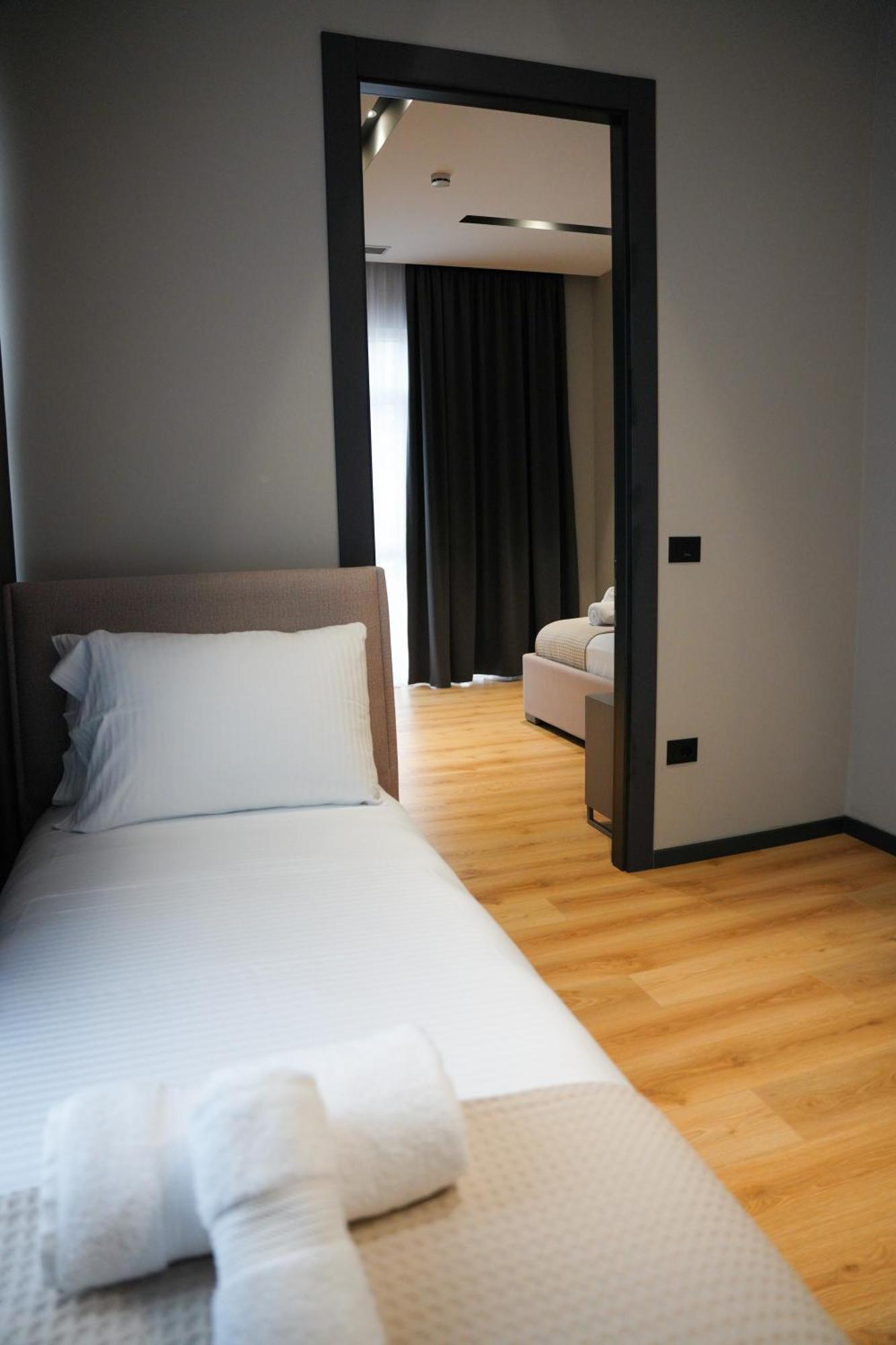 Toer Hotel & Spa Sarande Exterior photo